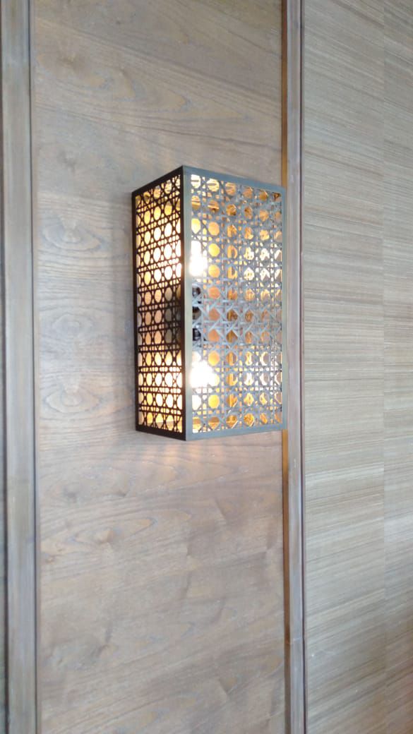 Wall Lamp
