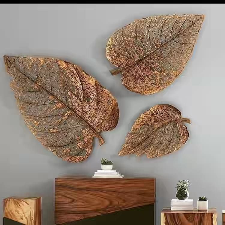 WALL RELIEF & DECOR thumbnail 3